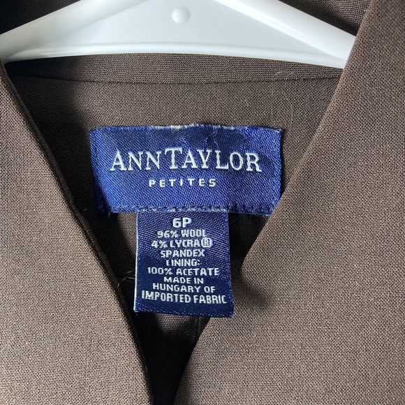 Ann Taylor Long Sleeve Single-Button Blazer - Chocolate Brown - Size 6P Petite - Picture 2 of 12